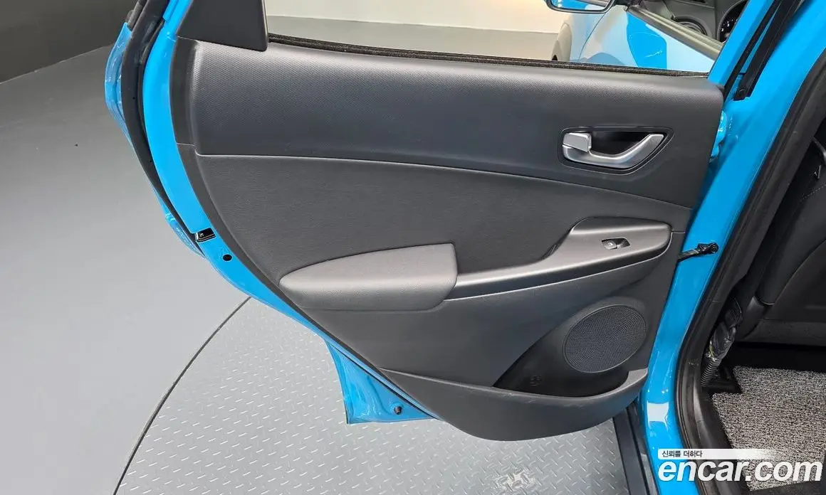 Hyundai Kona 2022 1.6 автомат (гидро), фото 15