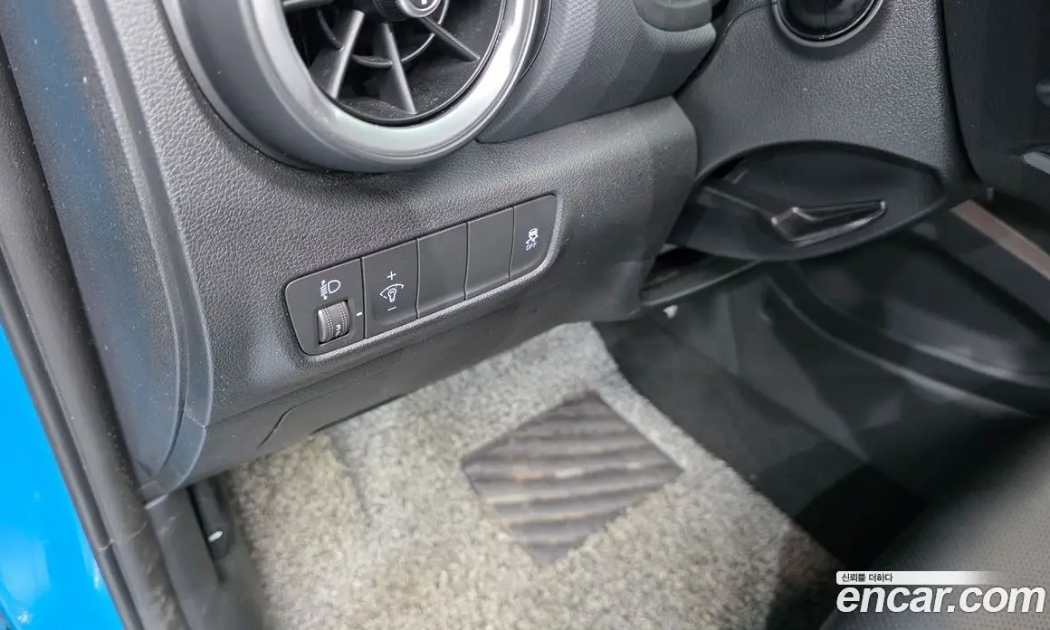 Hyundai Kona 2022 1.6 автомат (гидро), фото 24