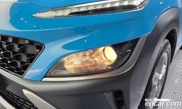 Hyundai Kona 2022 1.6 автомат (гидро), миниатюра 8