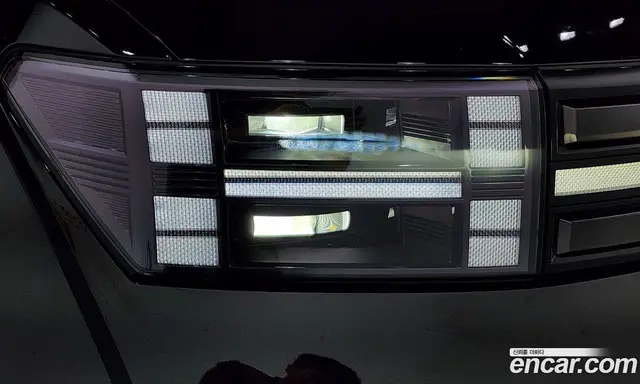 Hyundai Santa Fe 2024 1.6 автомат (гидро), миниатюра 7