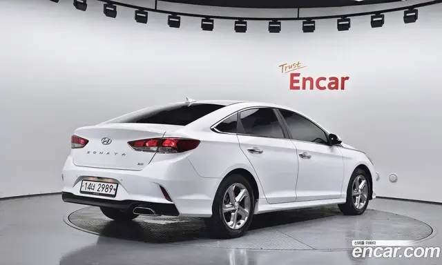 Hyundai Sonata 2018 2.0 автомат (гидро), миниатюра 2