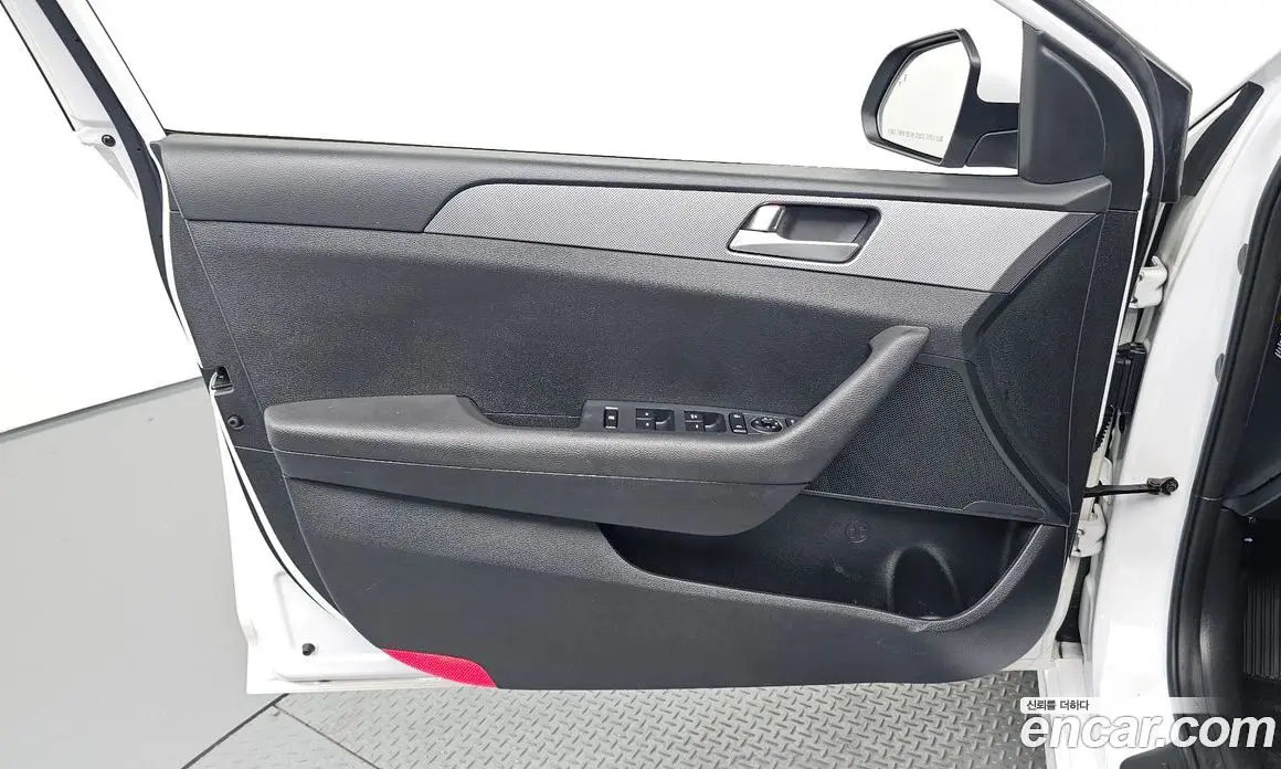 Hyundai Sonata 2018 2.0 автомат (гидро), фото 14
