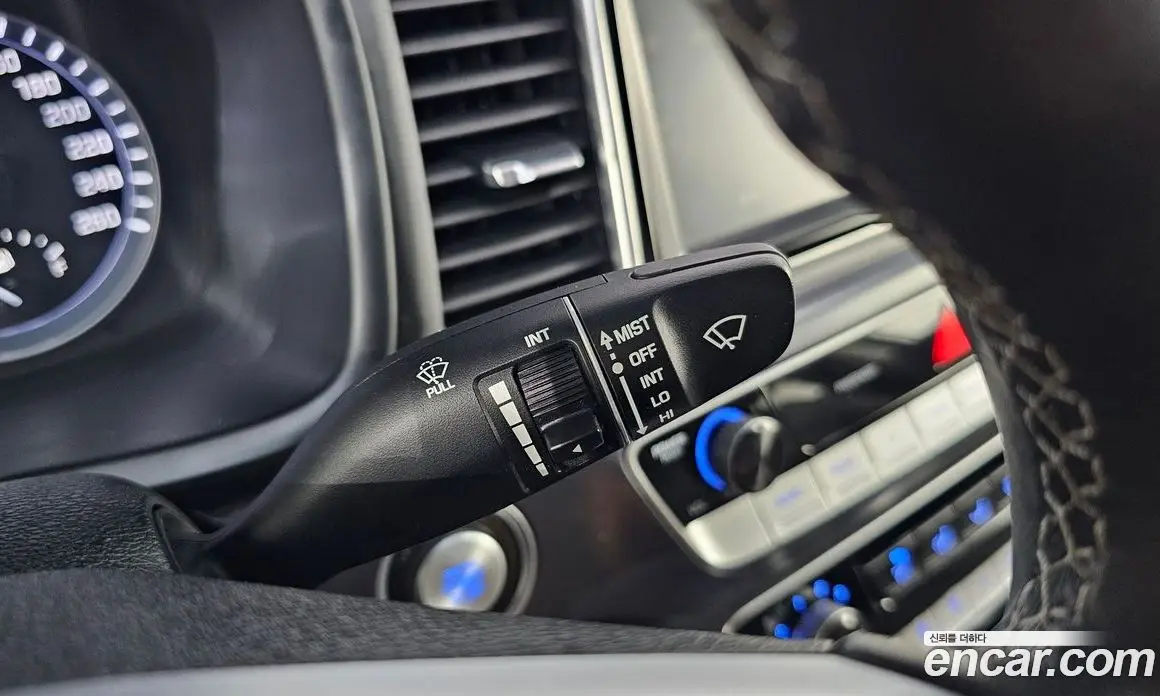 Hyundai Sonata 2018 2.0 автомат (гидро), фото 28