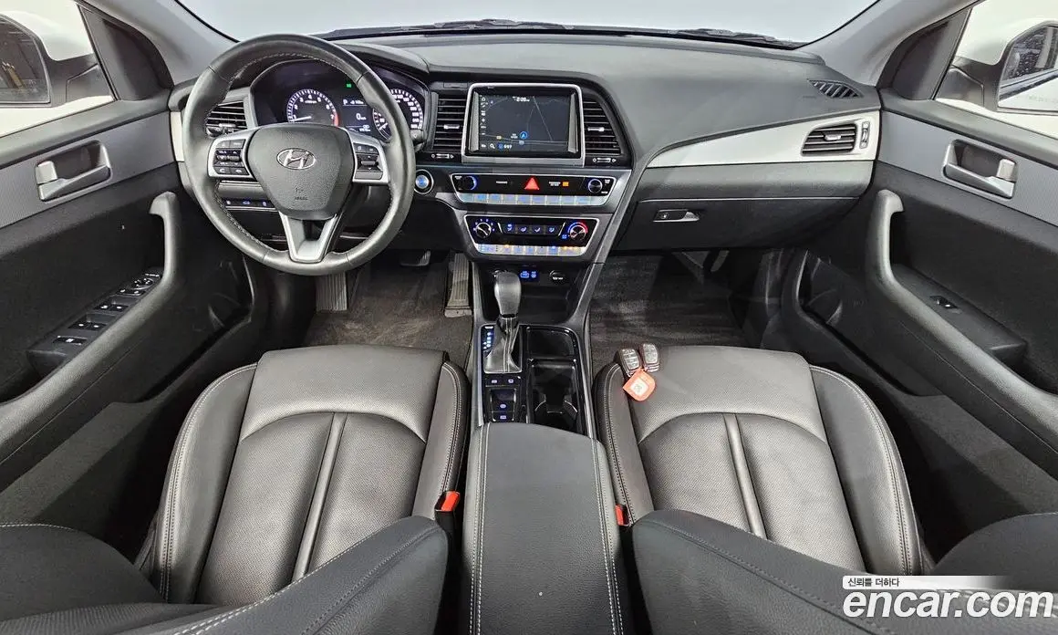 Hyundai Sonata 2018 2.0 автомат (гидро), фото 10