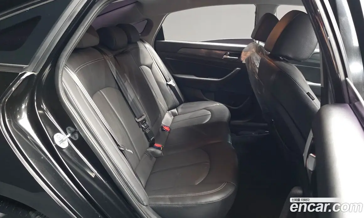 Hyundai Sonata 2019 2.0 автомат (гидро), фото 17