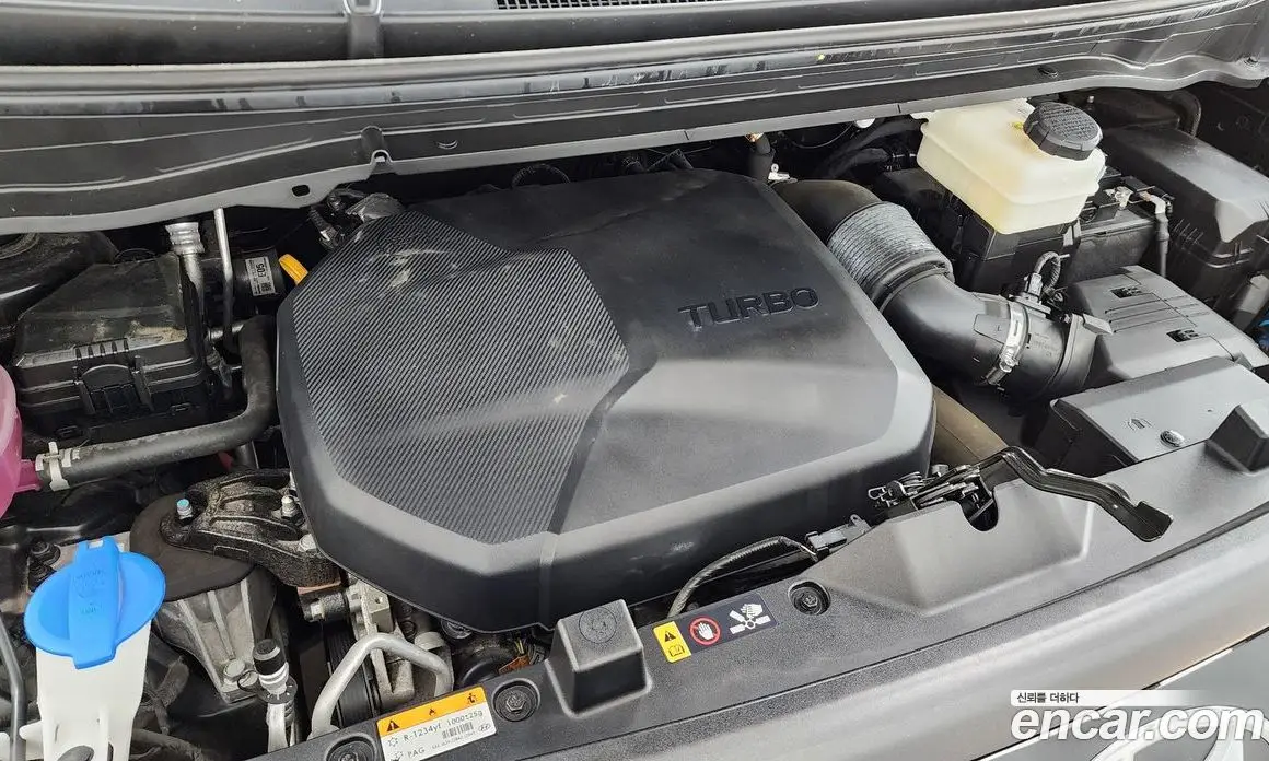 Hyundai Staria 2021 2.2 автомат (гидро), фото 6