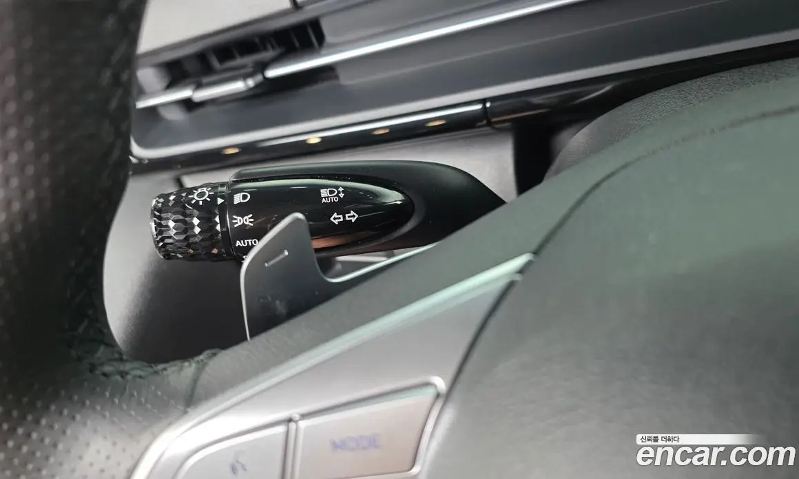 Hyundai Staria 2023 2.2 автомат (гидро), фото 39