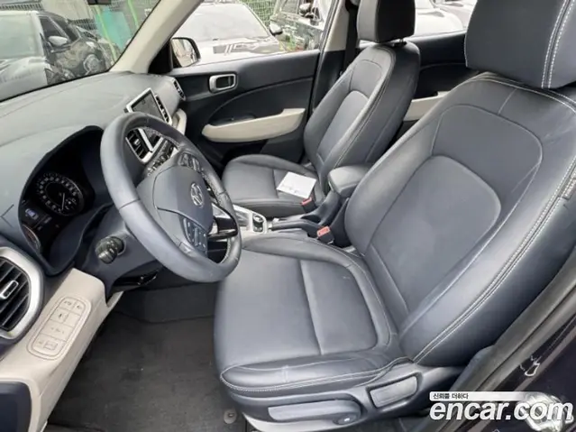 Hyundai Venue 2022 1.6 автомат (гидро), миниатюра 12