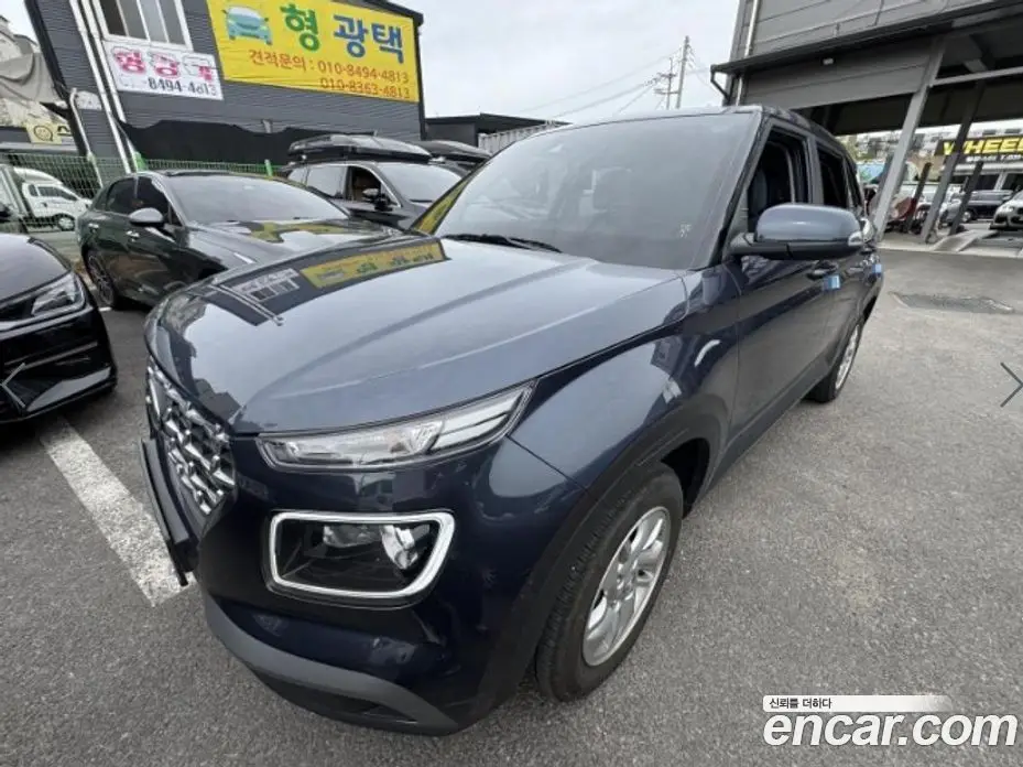 Hyundai Venue 2022 1.6 автомат (гидро), фото 3