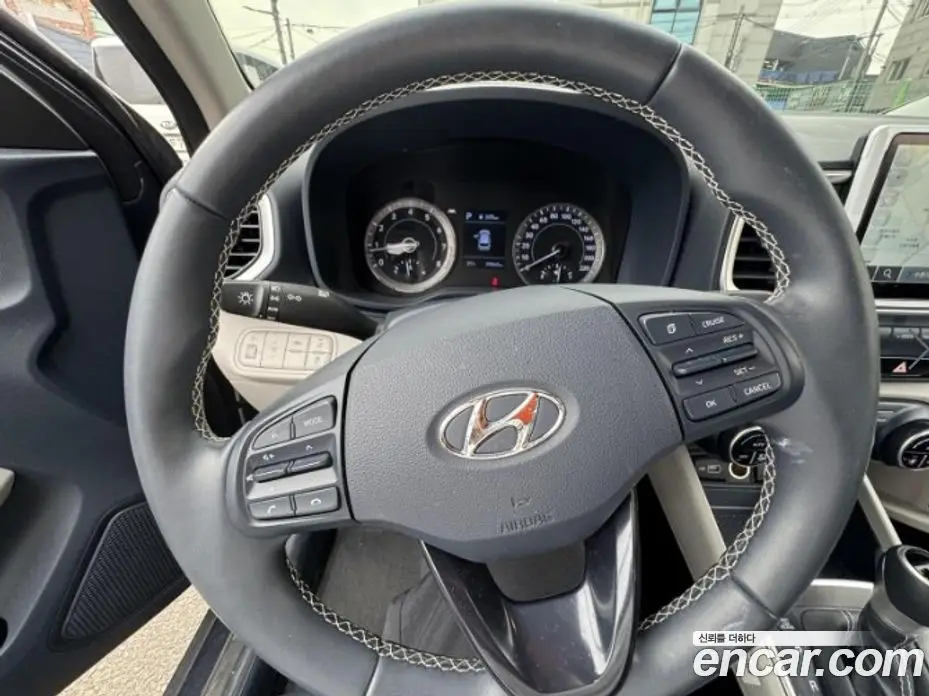 Hyundai Venue 2022 1.6 автомат (гидро), фото 5