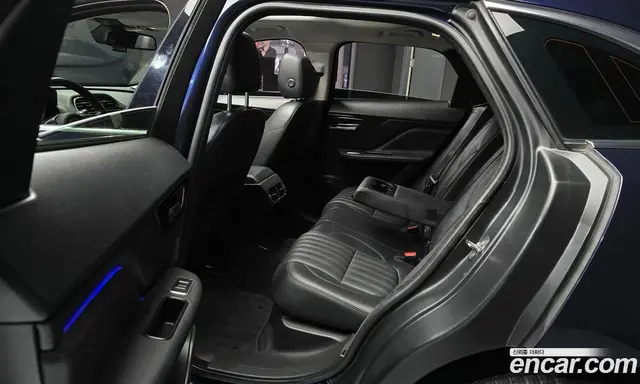 Jaguar F-Pace 2017 2.0 автомат (гидро), миниатюра 12