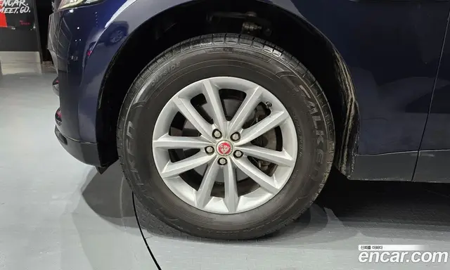 Jaguar F-Pace 2017 2.0 автомат (гидро), миниатюра 5