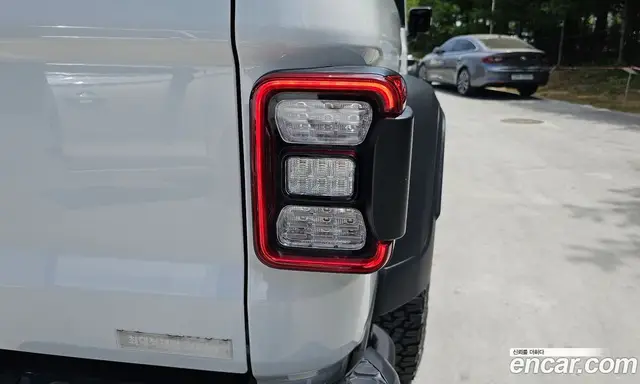 Jeep Gladiator 2022 3.6 автомат (гидро), миниатюра 9