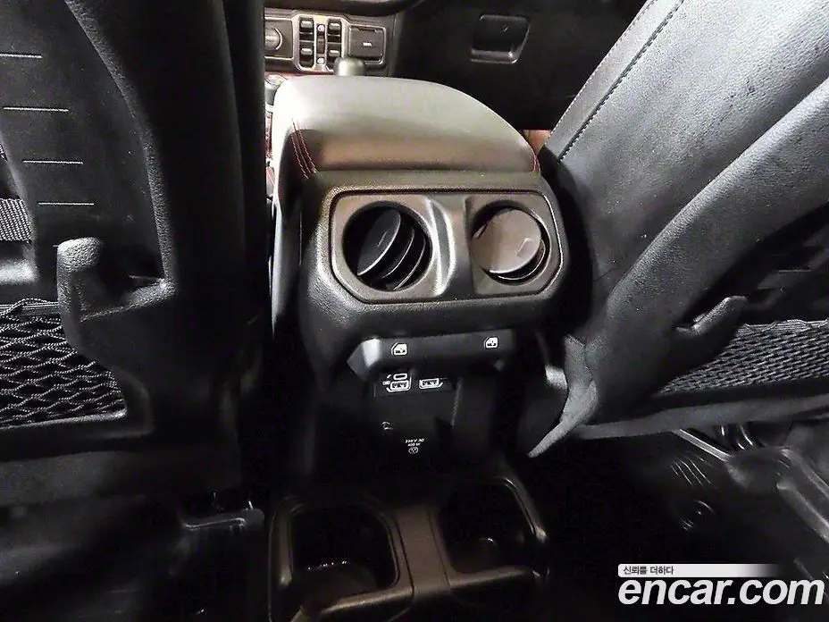 Jeep Gladiator 2023 3.6 автомат (гидро), фото 18