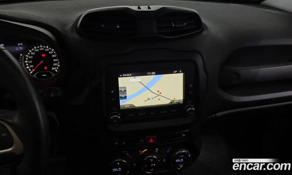 Jeep Renegade 2015 2.0 автомат (гидро), фото 14