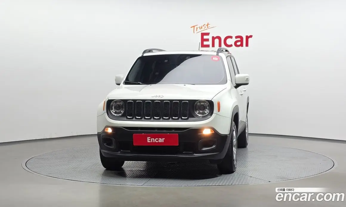Jeep Renegade 2015 2.0 автомат (гидро), фото 3