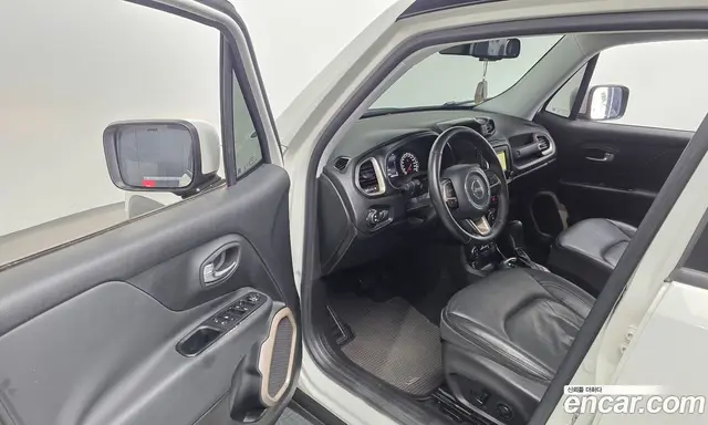 Jeep Renegade 2015 2.0 автомат (гидро), миниатюра 10