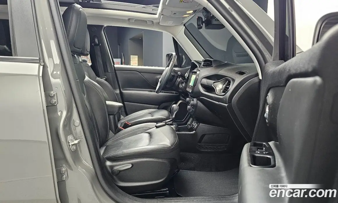 Jeep Renegade 2019 2.4 автомат (гидро), фото 12