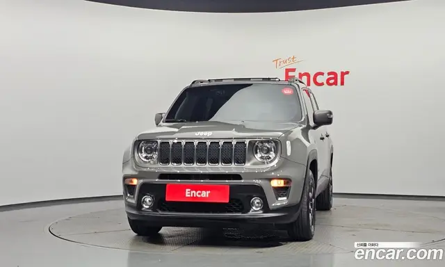 Jeep Renegade 2019 2.4 автомат (гидро), миниатюра 3