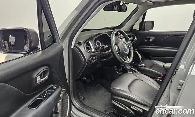 Jeep Renegade 2019 2.4 автомат (гидро), миниатюра 10