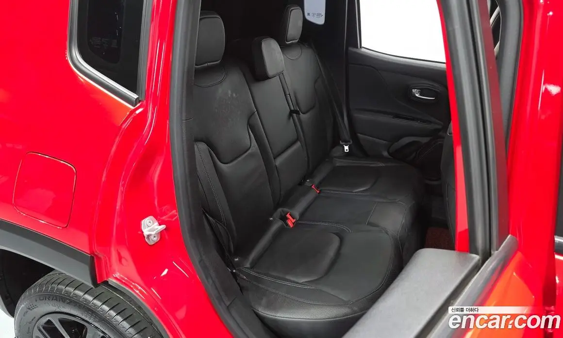 Jeep Renegade 2022 1.3 автомат (гидро), фото 12