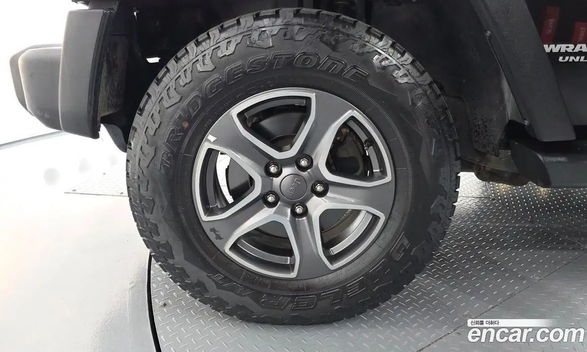 Jeep Wrangler 2013 2.8 автомат (гидро), фото 5