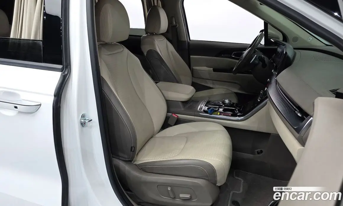 Kia Carnival 2022 2.2 автомат (гидро), фото 11