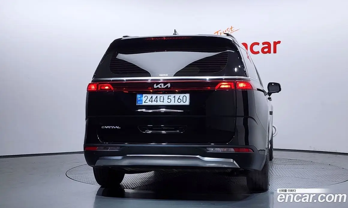 Kia Carnival 2023 3.5 автомат (гидро), фото 4