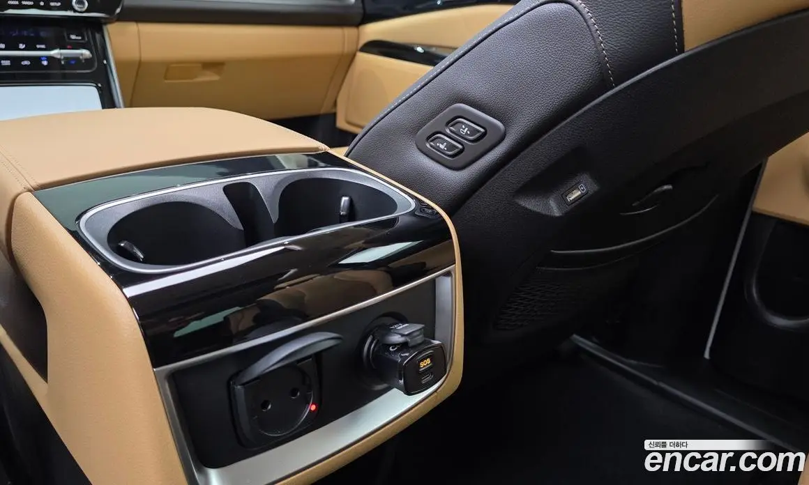 Kia Carnival 2023 3.5 автомат (гидро), фото 25