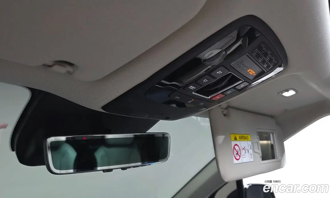 Kia Carnival 2024 1.6 автомат (гидро), фото 26