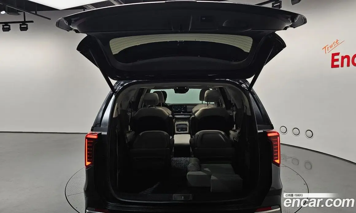 Kia Carnival 2024 3.5 автомат (гидро), фото 24
