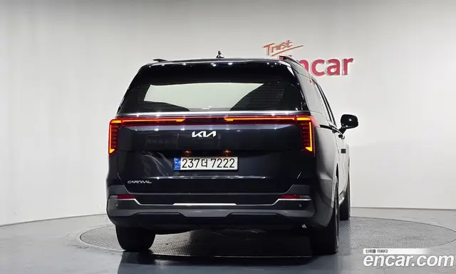 Kia Carnival 2024 2.2 автомат (гидро), миниатюра 4