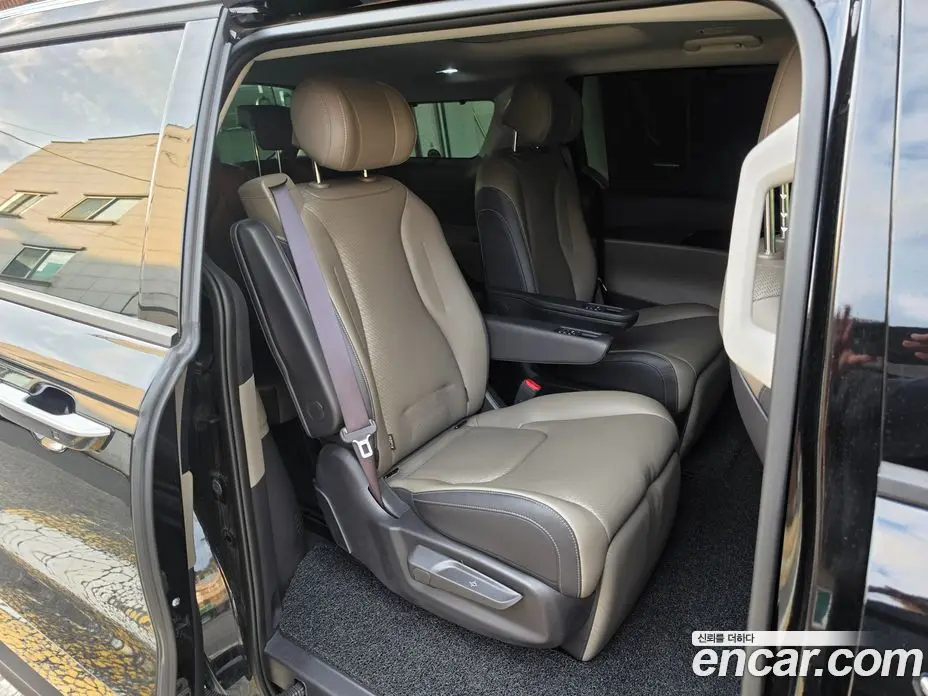 Kia Carnival 2025 3.5 автомат (гидро), фото 6