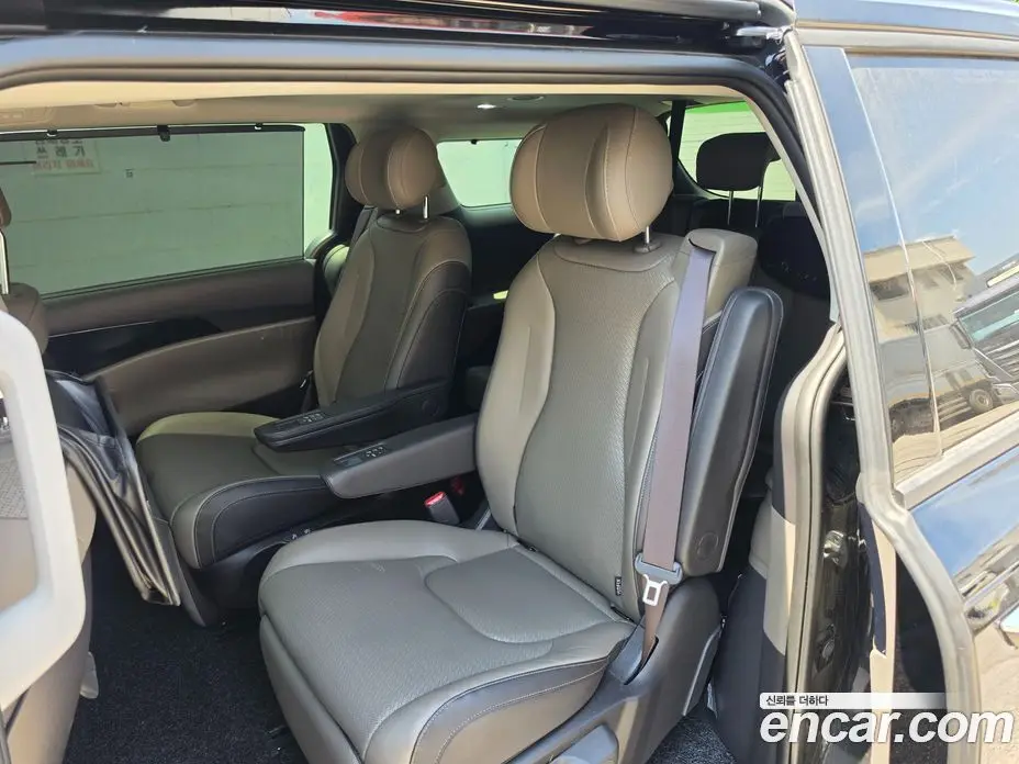 Kia Carnival 2025 3.5 автомат (гидро), фото 7