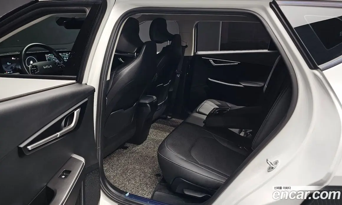 Kia EV6 2022 11.0 автомат (гидро), фото 18