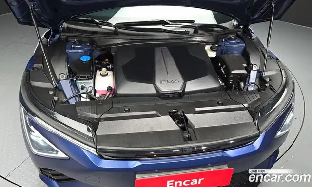Kia EV6 2024 0.1 автомат (гидро), миниатюра 6