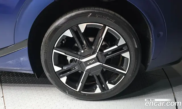 Kia EV6 2024 0.1 автомат (гидро), миниатюра 7