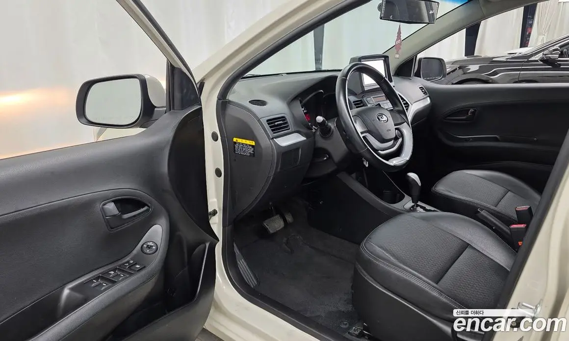 Kia Morning 2012 1.0 автомат (гидро), фото 10
