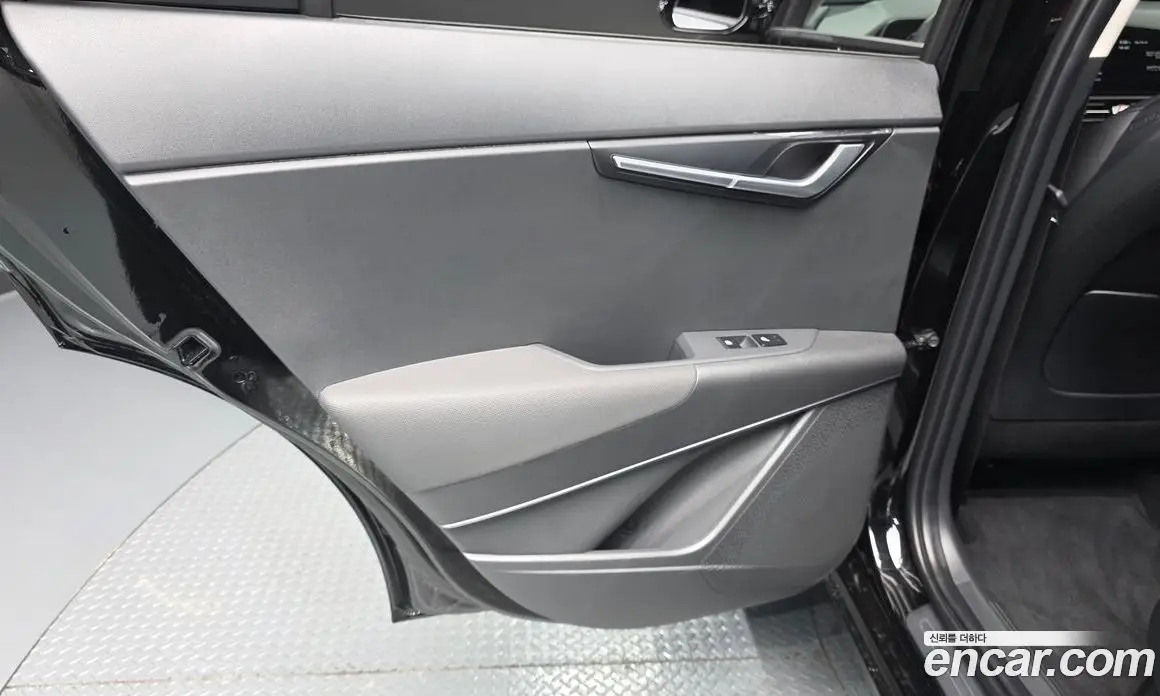 Kia Niro 2025 1.6 автомат (гидро), фото 15