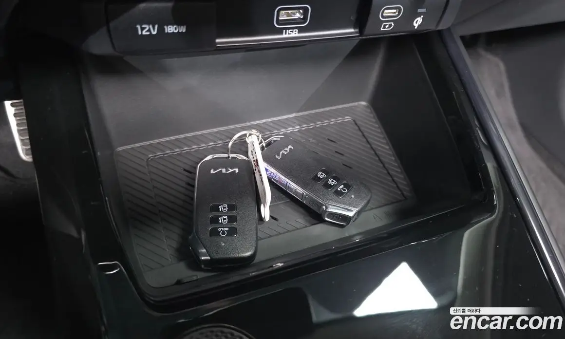 Kia Niro 2025 1.6 автомат (гидро), фото 22