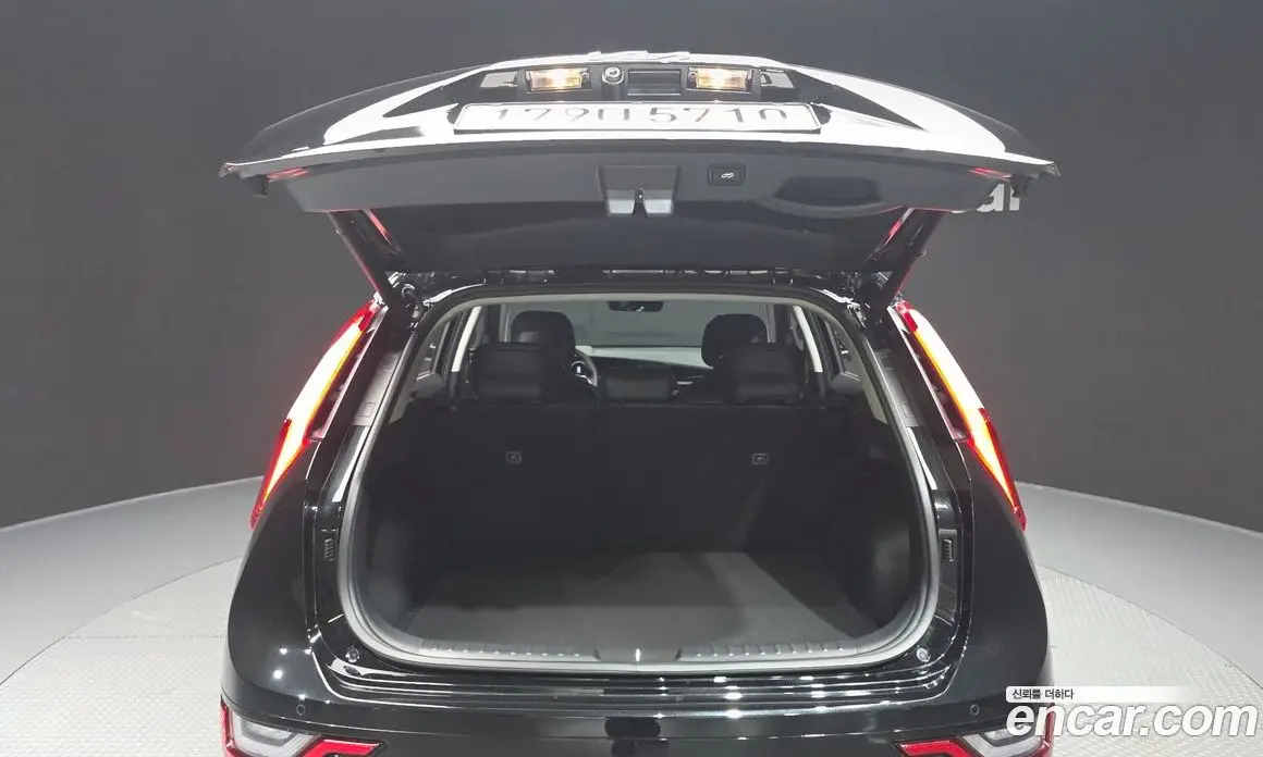 Kia Niro 2025 1.6 автомат (гидро), фото 26