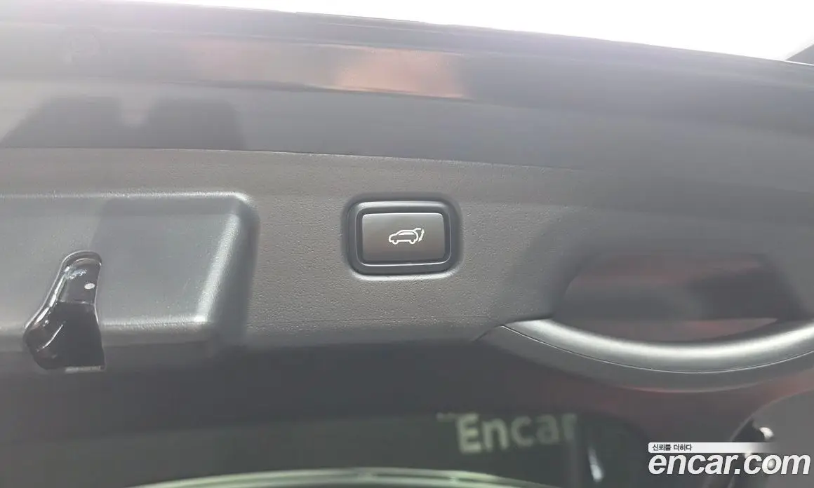 Kia Niro 2025 1.6 автомат (гидро), фото 36