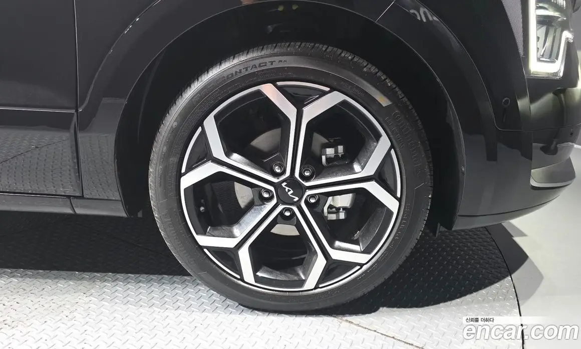 Kia Niro 2025 1.6 автомат (гидро), фото 5