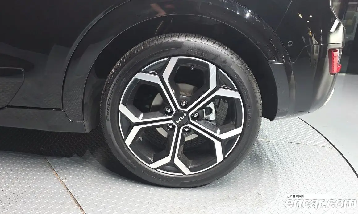 Kia Niro 2025 1.6 автомат (гидро), фото 7