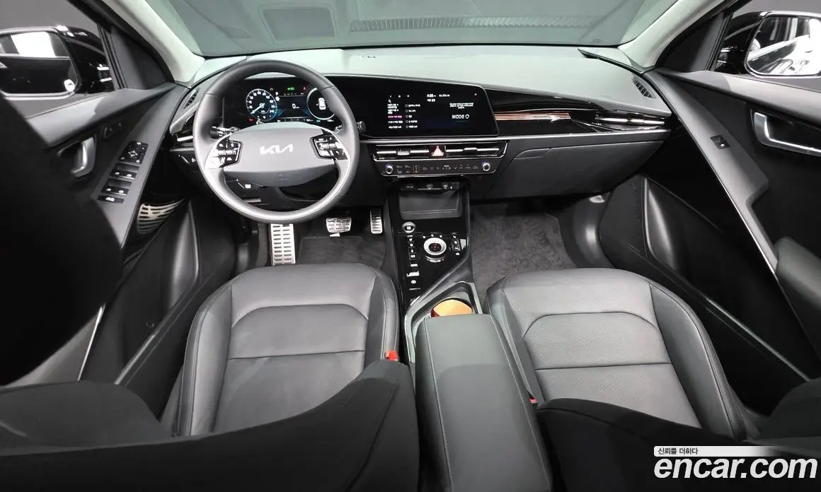 Kia Niro 2025 1.6 автомат (гидро), фото 10