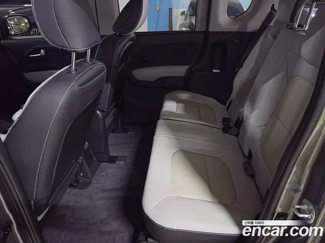 Kia Ray 2023 1.0 автомат (гидро), миниатюра 11