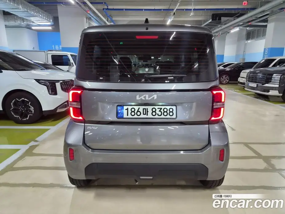 Kia Ray 2023 1.0 автомат (гидро), фото 4
