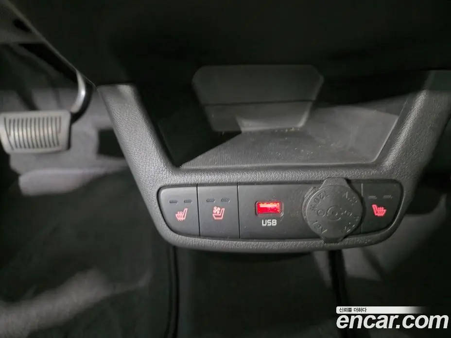 Kia Ray 2023 1.0 автомат (гидро), фото 7