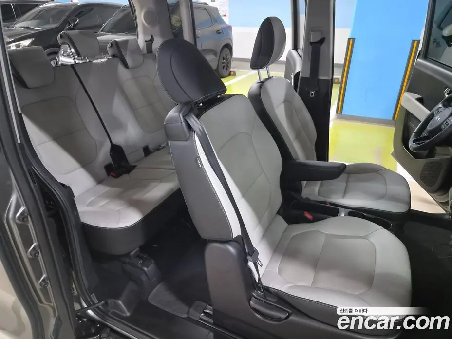 Kia Ray 2023 1.0 автомат (гидро), фото 10