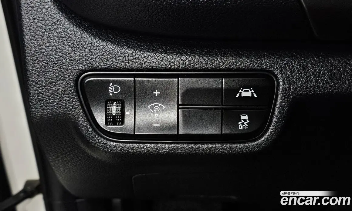 Kia Seltos 2020 1.6 автомат (гидро), фото 20